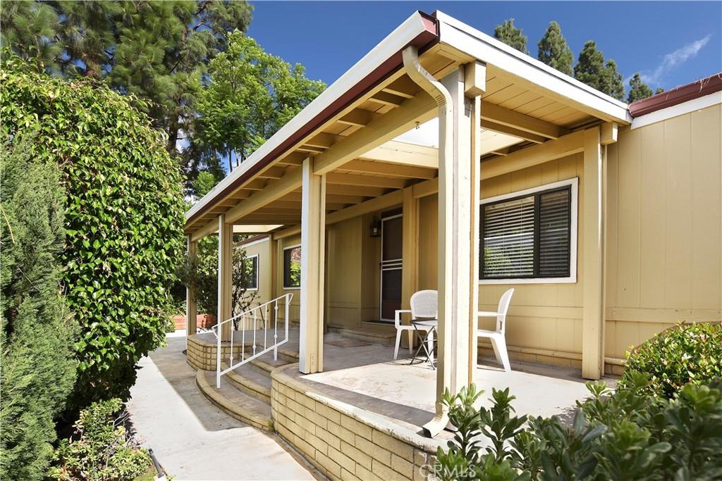 MLS #OC25239161 image #0