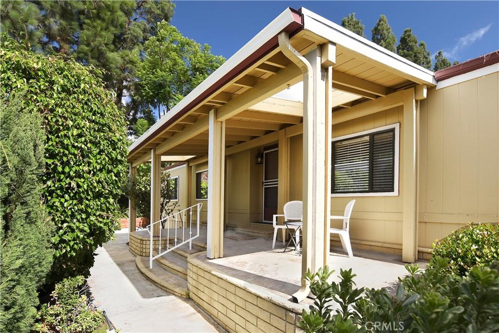 MLS #OC25239161 image #0