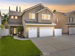 MLS #OC25239227 image #0