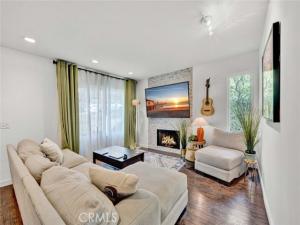 MLS #OC25239283 image #0