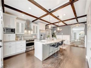 MLS #OC25239429 image #0