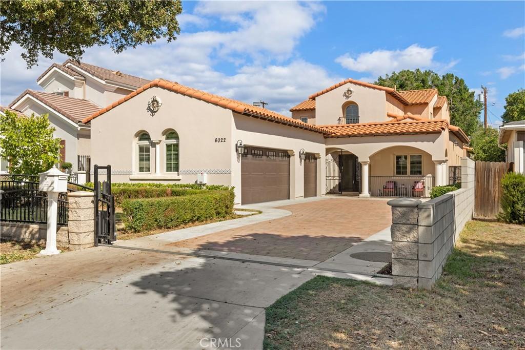 MLS #OC25239686 image #0