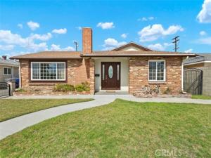 MLS #OC25239791 image #0