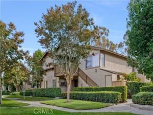 MLS #OC25240159 image #0