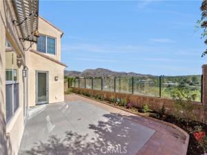 MLS #OC25240231 image #0