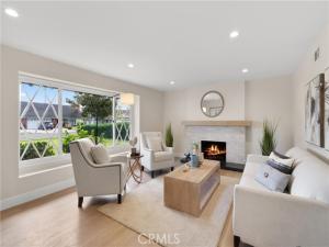 MLS #OC25240243 image #0