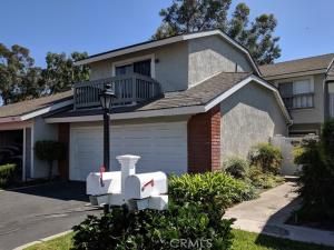 MLS #OC25240467 image #0