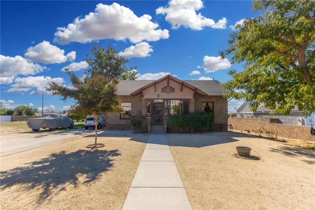 MLS #OC25240566 image #0