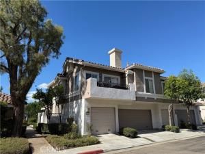 MLS #OC25240764 image #0