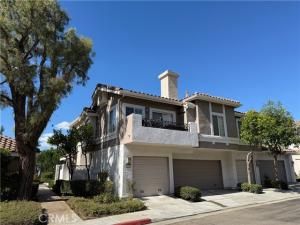 MLS #OC25240764 image #0