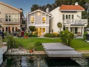 MLS #OC25240783 image #0