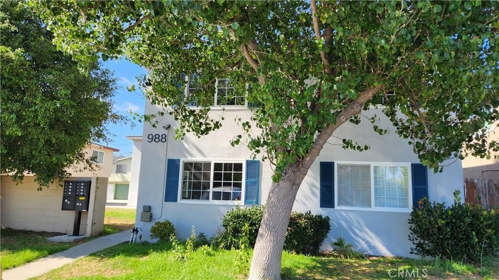 MLS #OC25241408 image #0