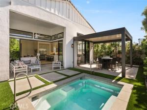 MLS #OC25241832 image #0