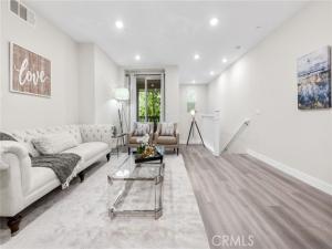 MLS #OC25241859 image #0