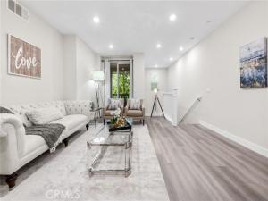 MLS #OC25241859 image #0