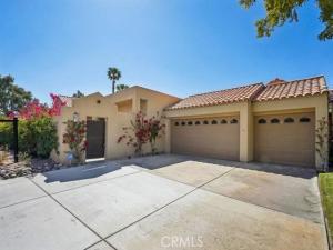 MLS #OC25241892 image #0