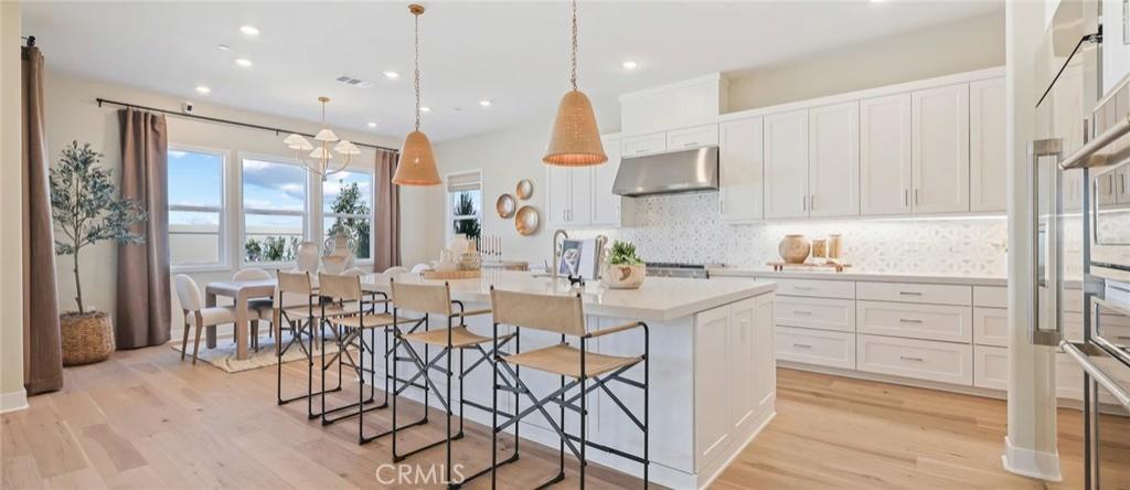 MLS #OC25241939 image #0