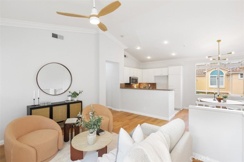 MLS #OC25242305 image #0