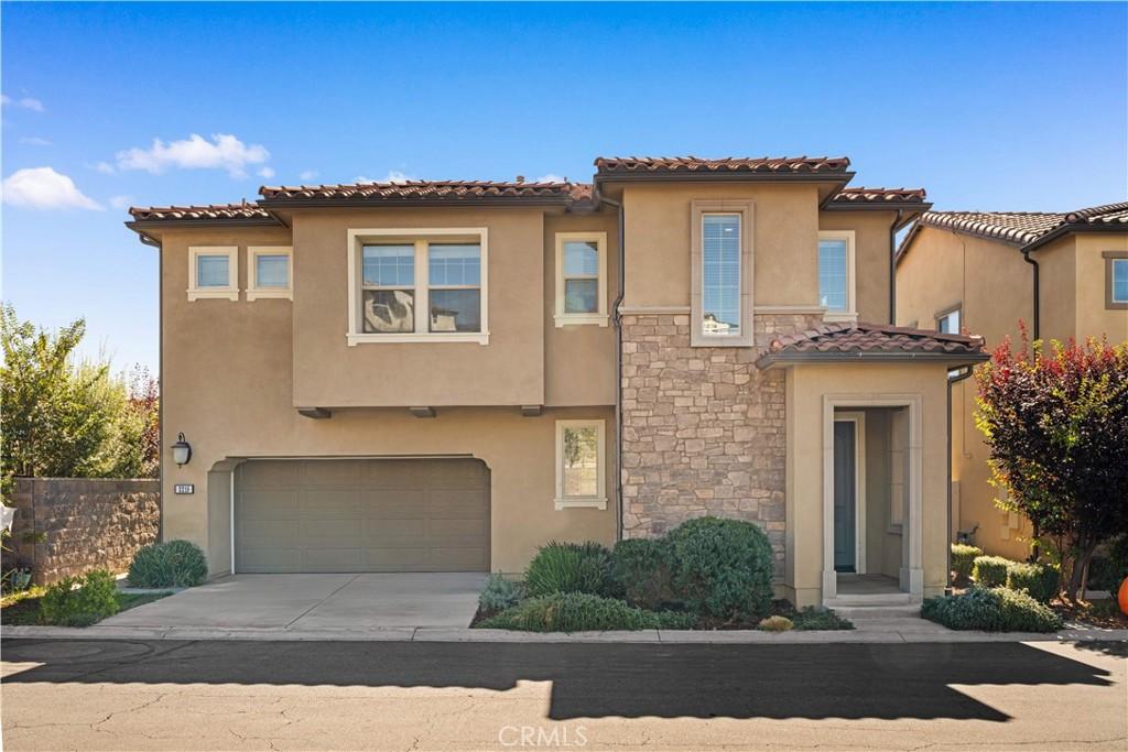 MLS #OC25242482 image #0