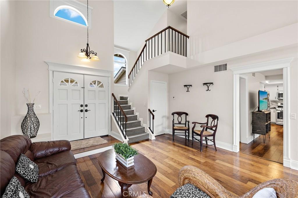 MLS #OC25242506 image #0