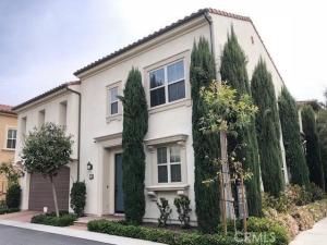 MLS #OC25242809 image #0