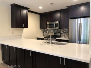 MLS #OC25242923 image #0