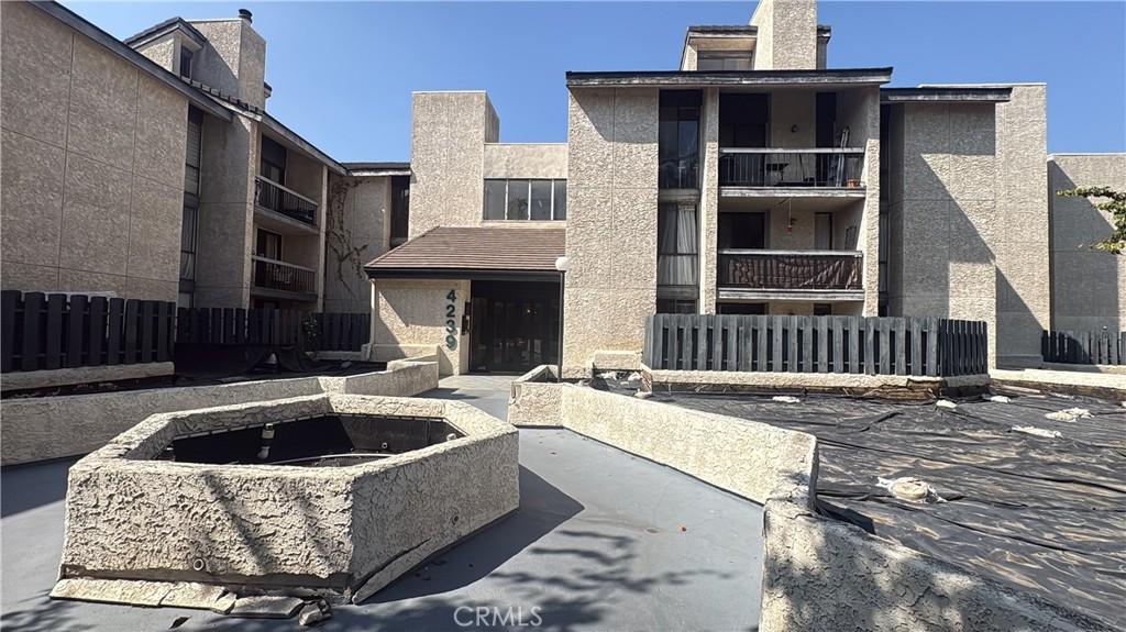 MLS #OC25243124 image #0