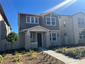 MLS #OC25243140 image #0