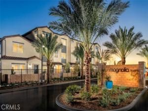 MLS #OC25243142 image #0