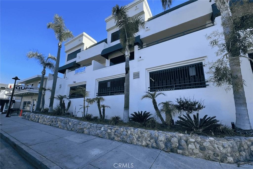 MLS #OC25243659 image #0