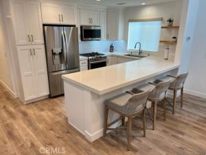 MLS #OC25243872 image #0