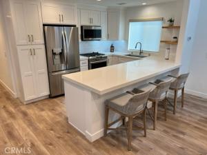 MLS #OC25243872 image #0