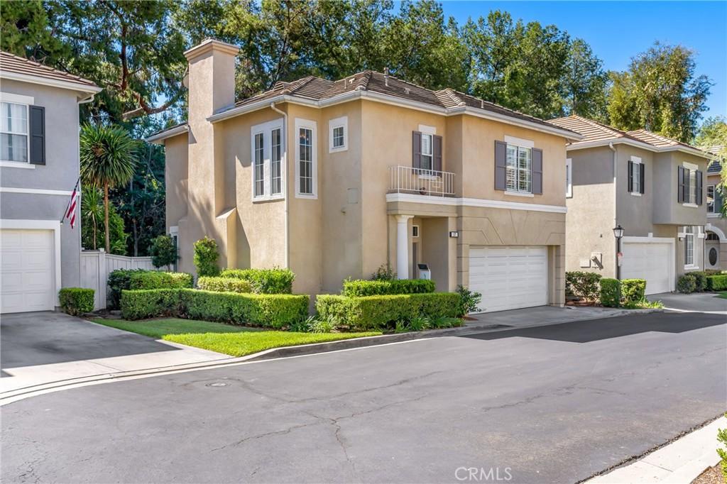 MLS #OC25244088 image #0