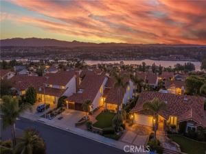 MLS #OC25244163 image #0