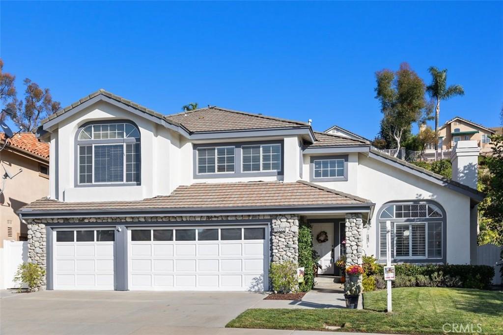 MLS #OC25244301 image #0