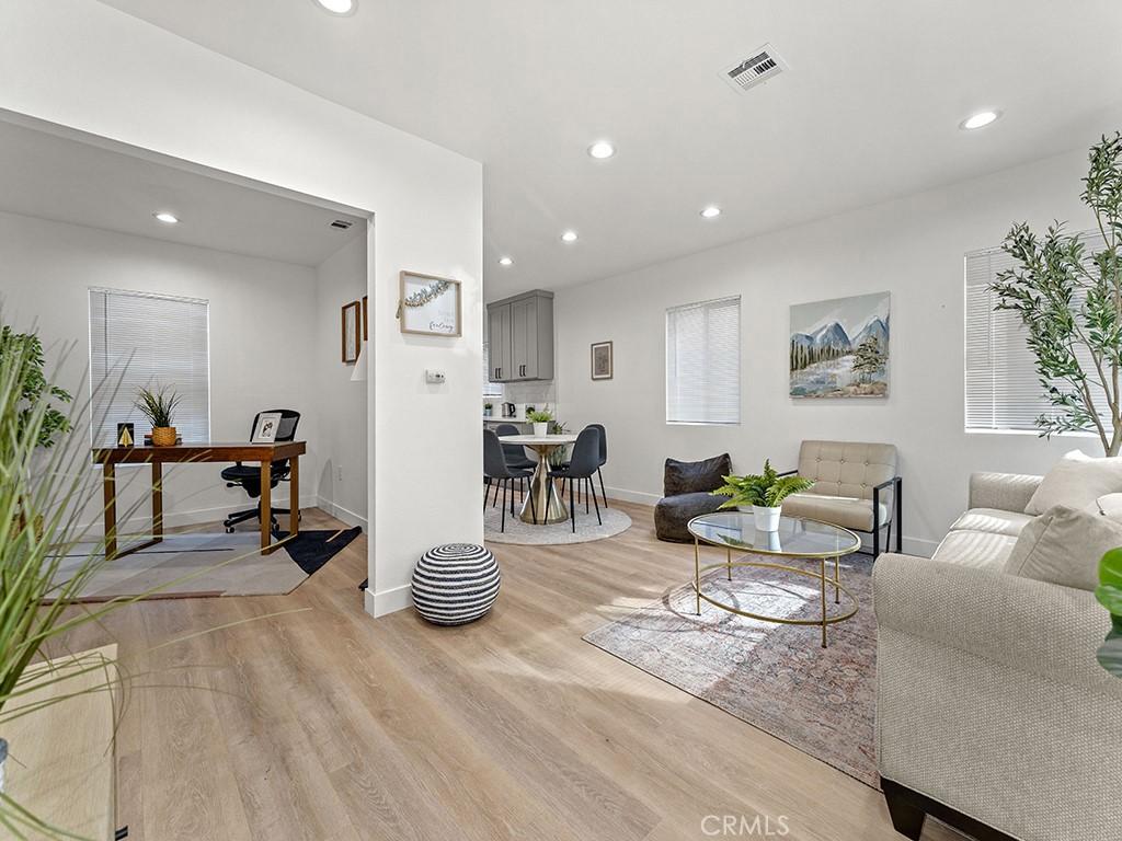 MLS #OC25244425 image #0