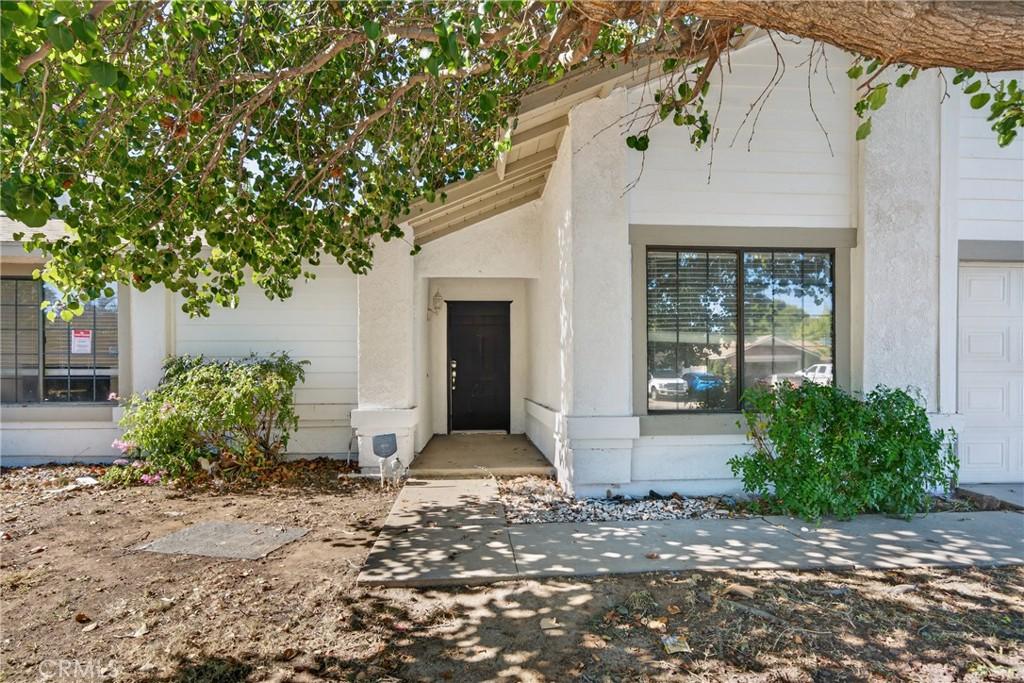 MLS #OC25244729 image #0