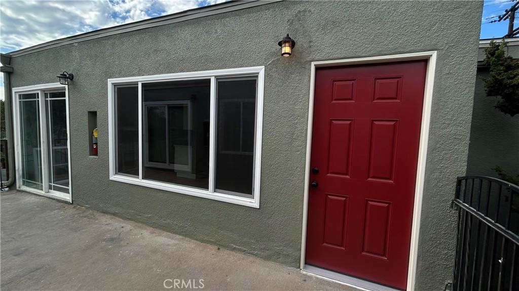 MLS #OC25244828 image #0