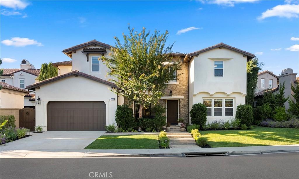 MLS #OC25244940 image #0