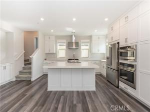 MLS #OC25244999 image #0