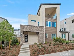 MLS #OC25245278 image #0