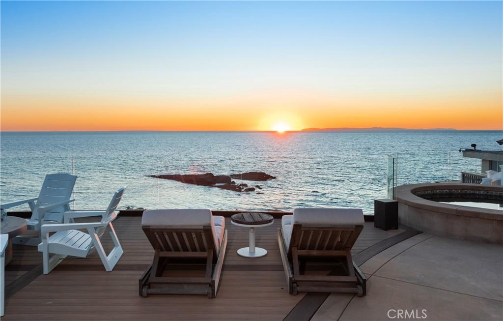 MLS #OC25245315 image #0