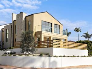 MLS #OC25245331 image #0