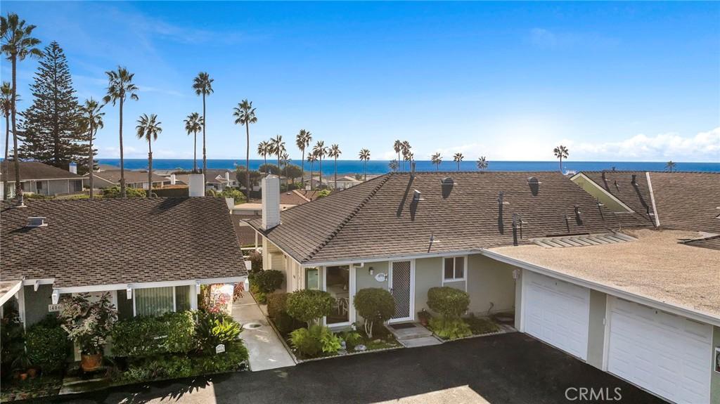 MLS #OC25245403 image #0