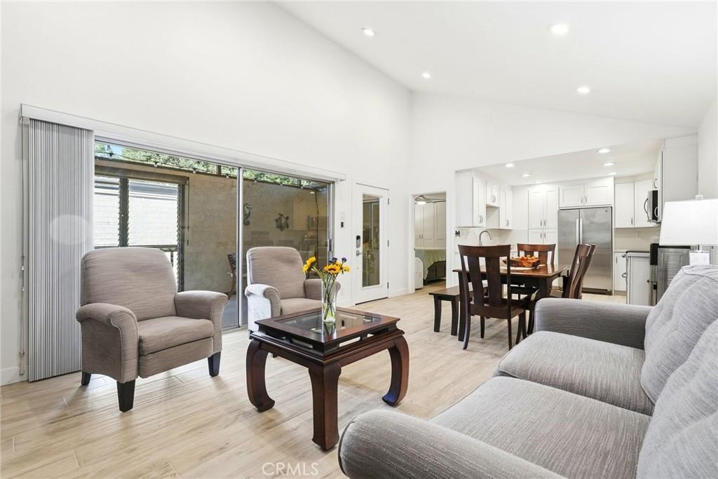 MLS #OC25245707 image #0