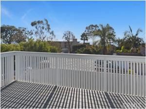 MLS #OC25246159 image #0