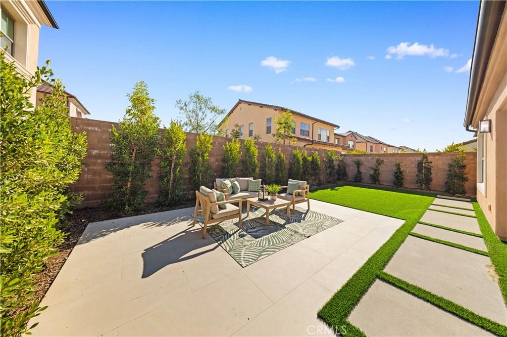 MLS #OC25246259 image #0