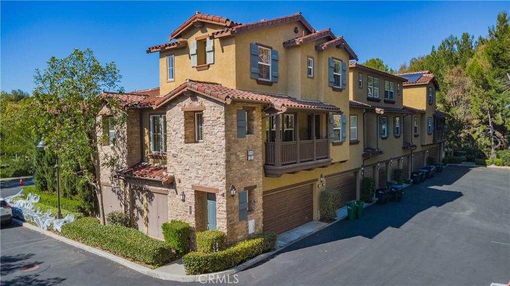 MLS #OC25246412 image #0