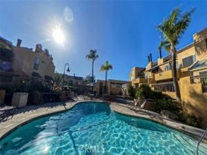 MLS #OC25246415 image #0