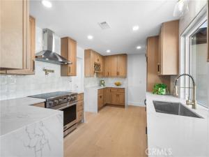 MLS #OC25246526 image #0